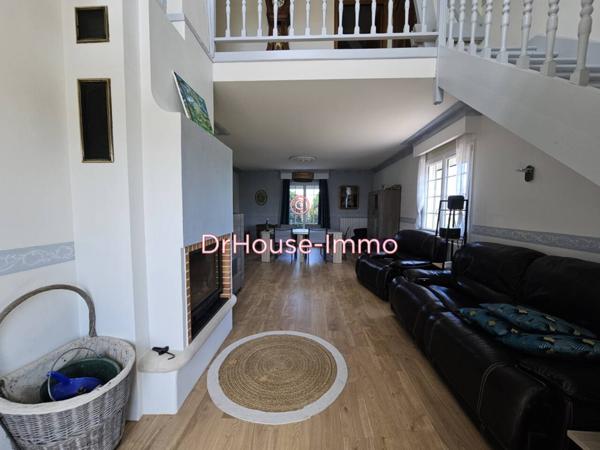 Maison à vendre 9 pièces de 230 m²