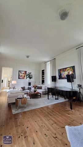 Immeuble à vendre 6770m² Lapeyrouse-Fossat (31180)