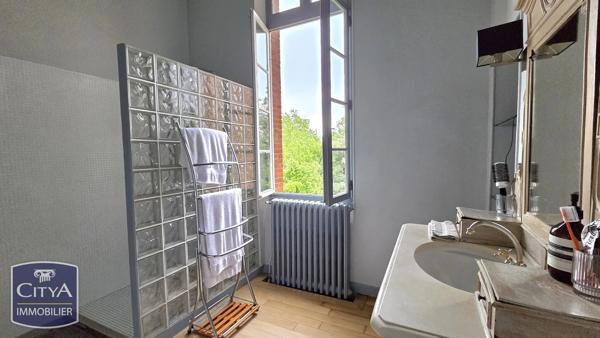 Immeuble à vendre 6770m² Lapeyrouse-Fossat (31180)