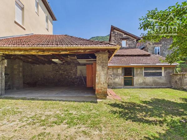 SOUS OFFRE : Maison de Maître du début du XXe siècle – 146 m² habitables, dépendances et potentiel d'aménagement