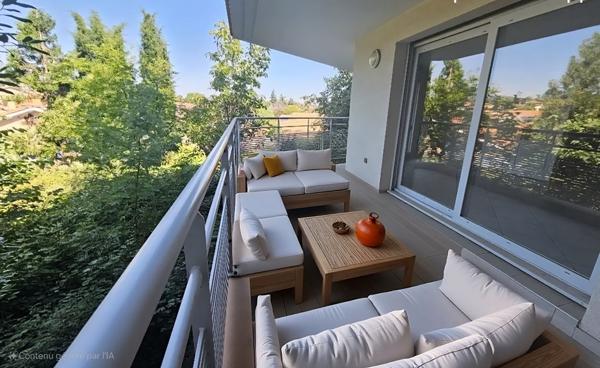 Appartement Craponne 97.61 m2 comprenant 4 pièces, 3 chambres dont suite parentale avec dressing