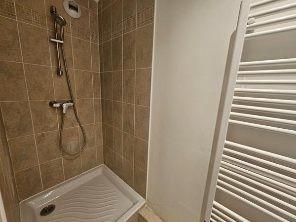 Appartement Craponne 97.61 m2 comprenant 4 pièces, 3 chambres dont suite parentale avec dressing