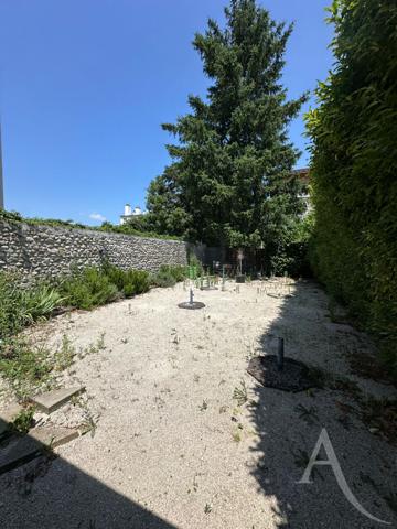 MAISON AVEC COMMERCE EYBENS