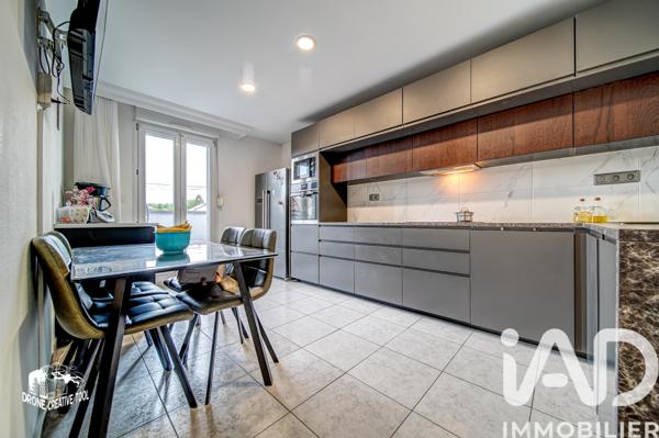 Appartement à vendre 5 pièces 97 m² Uckange