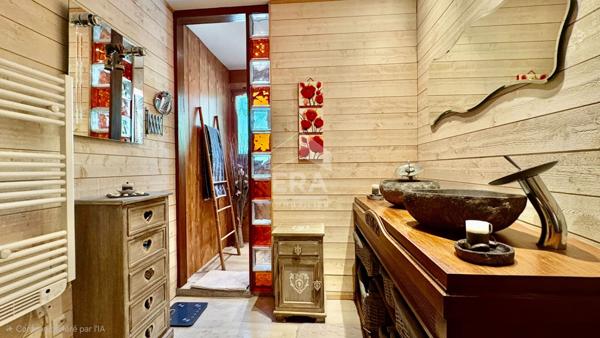 Maison Bois ,alliant cachet et sérénité, à Neuvic