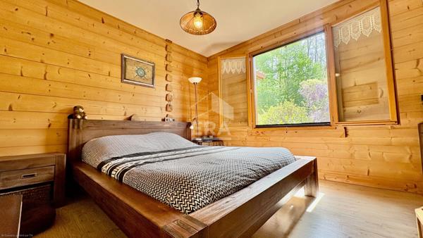 Maison Bois ,alliant cachet et sérénité, à Neuvic