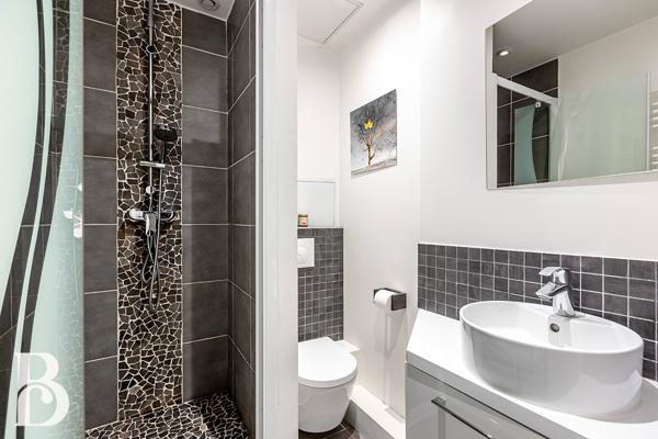 Paris (75009) APPARTEMENT 170 m² / 4 CHAMBRES / LIÈGE / TRINITÉ, PARIS 9E