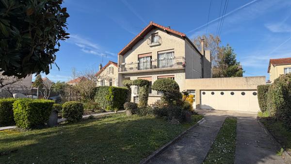 Maison à vendre à Livry Gargan - 6 pièces, 4 chambres