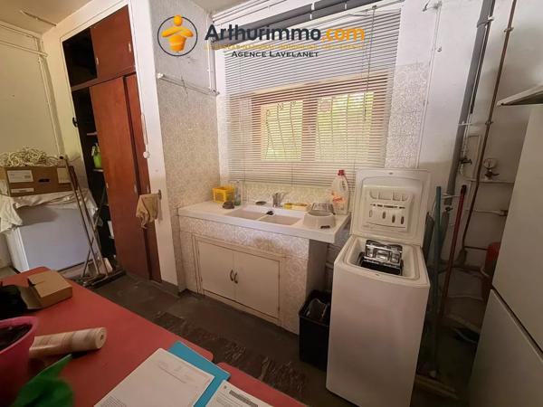 Vente                                                      Maison
                        
                     8 pièces                      187 m2                     à Lavelanet