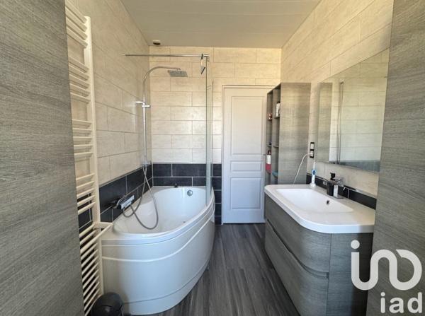 Maison à vendre 5 pièces 135 m² Angoulême