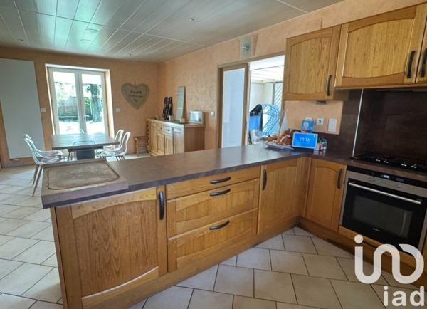 Maison à vendre 5 pièces 135 m² Angoulême