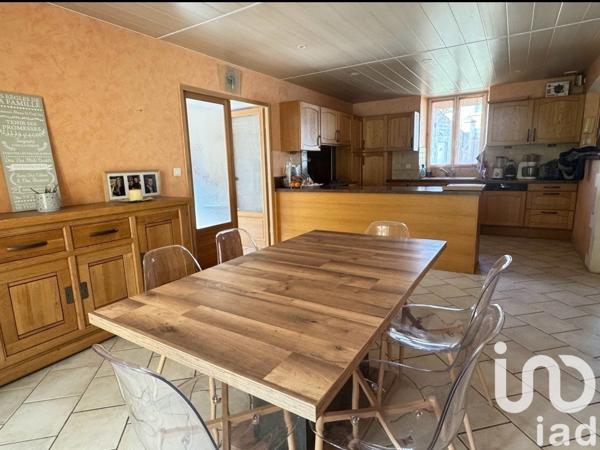 Maison à vendre 5 pièces 135 m² Angoulême