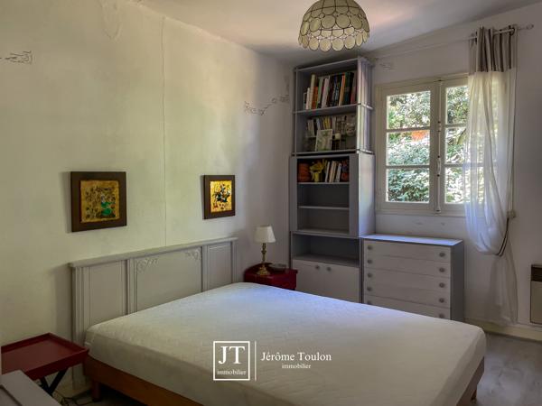 Maison
                                                                                                                                                                                                                                                                                                                        5 pièce(s)                                                                                                                                                                                                          4 chambre(s)                                                                                                                                                                                                          100  m²