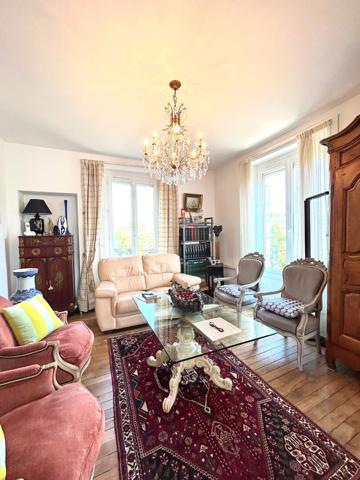 Maison Aurillac 7 pièce(s) 145 m2 , Aurillac