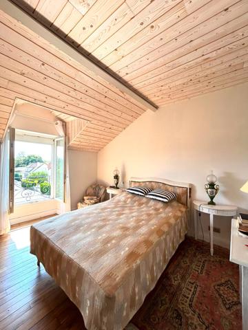 Maison Aurillac 7 pièce(s) 145 m2 , Aurillac