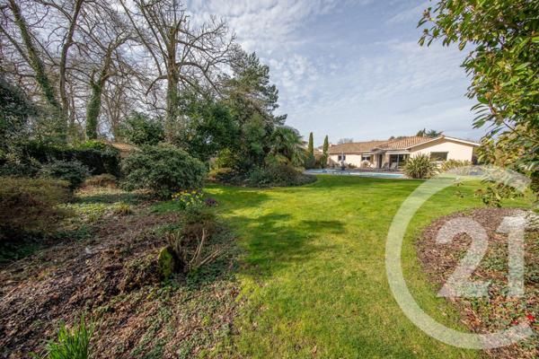 Maison à vendre  6 pièces - 131,70 m2 ST MEDARD EN JALLES - 33