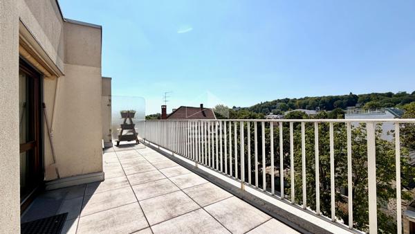 APPARTEMENT F3 70M² À JUVISY-SUR-ORGE, DERNIER ÉTAGE AVEC 2 TERRASSES