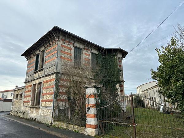 Ensemble immobilier - Rochefort 10 pièce(s) 434.40 m2
