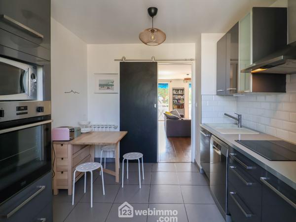 Appartement 72 m² à Marseille 13008