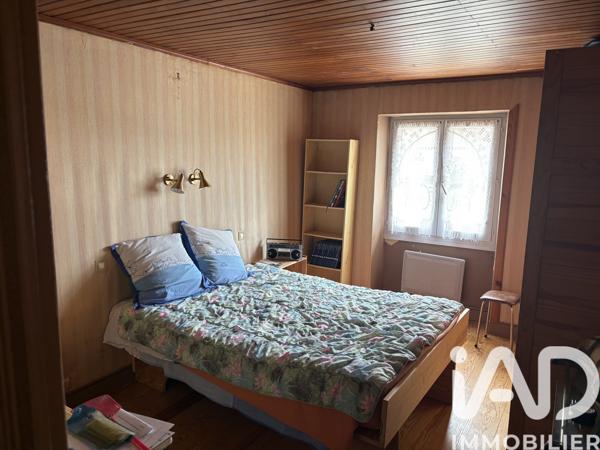 Maison à vendre 10 pièces 205 m² Montguyon