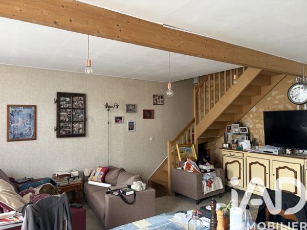 Maison à vendre 10 pièces 205 m² Montguyon