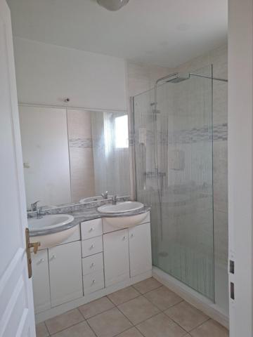 Une maison 95 M2 3CH jardin garage