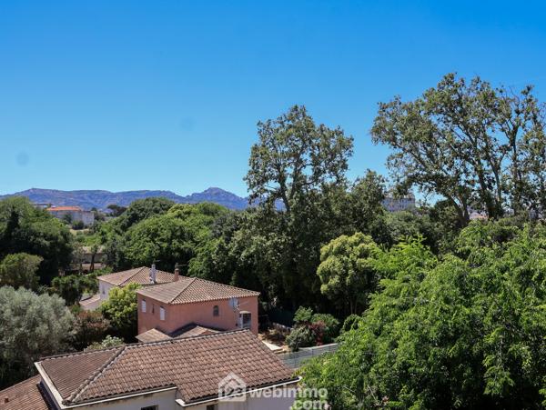 Appartement 93 m² à Marseille 13009