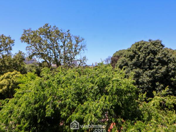 Appartement 93 m² à Marseille 13009