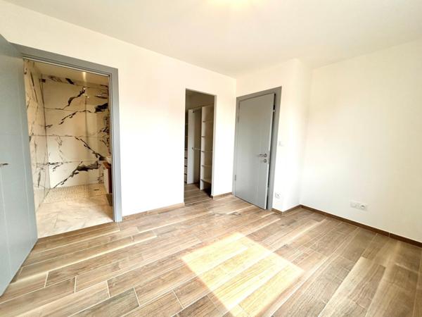 Maison à CHILLY-LE-VIGNOBLE, 39570 - 5 pièces 125m²