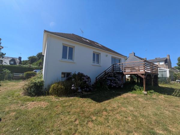 NEULLIAC MAISON EN REZ DE CHAUSSEE SURELEVE de 73m² 3 PIECES PARCELLE DE 1231m² EN PARTIE CONSTRUCTIBLE