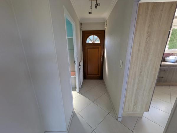 NEULLIAC MAISON EN REZ DE CHAUSSEE SURELEVE de 73m² 3 PIECES PARCELLE DE 1231m² EN PARTIE CONSTRUCTIBLE