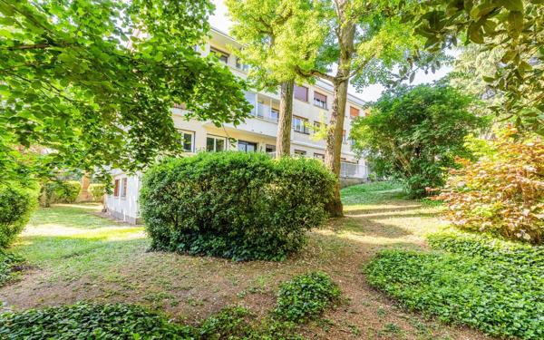 Appartement à vendre    3 pièces • 86 m2 Créteil