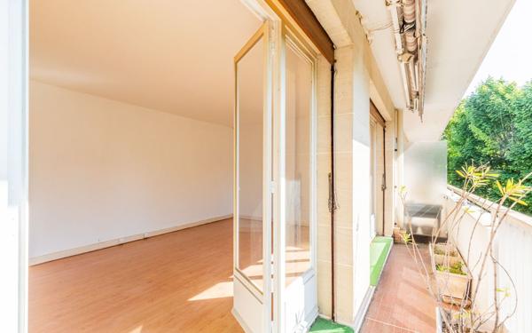 Appartement à vendre    3 pièces • 86 m2 Créteil