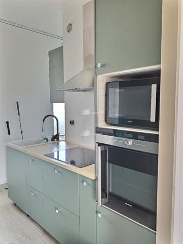 Appartement T3 avec terrasse et box  à louer à Marseille - 13008 quartier Perier