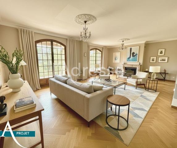 SALON-DE-PROVENCE - LES VIOUGUES | Une maison familiale rare, un jardin à vivre et un potentiel exceptionnel