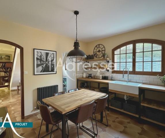 SALON-DE-PROVENCE - LES VIOUGUES | Une maison familiale rare, un jardin à vivre et un potentiel exceptionnel