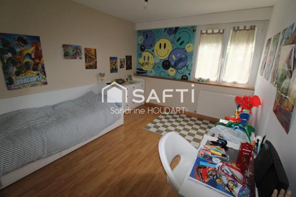 Pavillon de 97 m² a 5mn a pied du centre ville