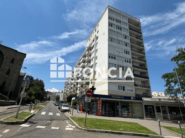 À vendre Appartement 2 pièces 42 m² - Saint-étienne 42100