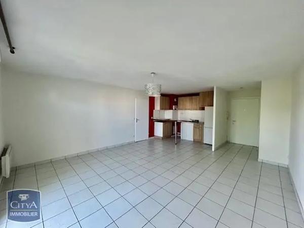 Appartement à louer 2 pièces 51.6m² Clermont-Ferrand (63000)