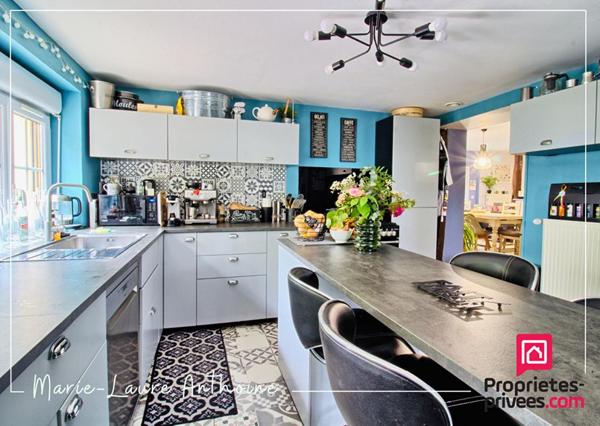 Maison Pierre De Bresse 8 pièce(s) 182 m2