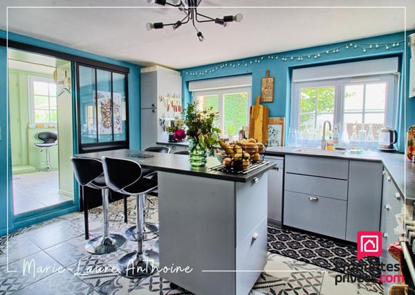 Maison Pierre De Bresse 8 pièce(s) 182 m2