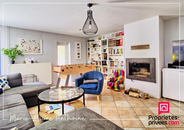 Maison Pierre De Bresse 8 pièce(s) 182 m2