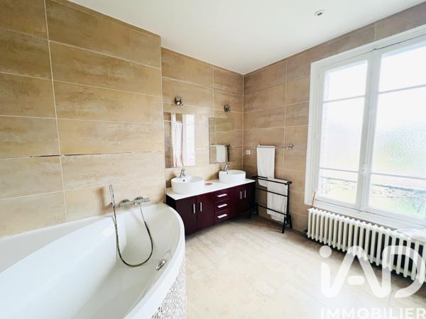 Maison à vendre 9 pièces 160 m² Compiègne