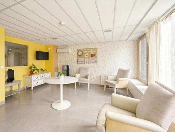 INVESTISSEMENT LOCATIF – ST PERAY – Résidence Ehpad Les Bains - 6,52% de rentabilité