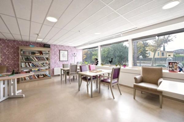 INVESTISSEMENT LOCATIF – ST PERAY – Résidence Ehpad Les Bains - 6,52% de rentabilité