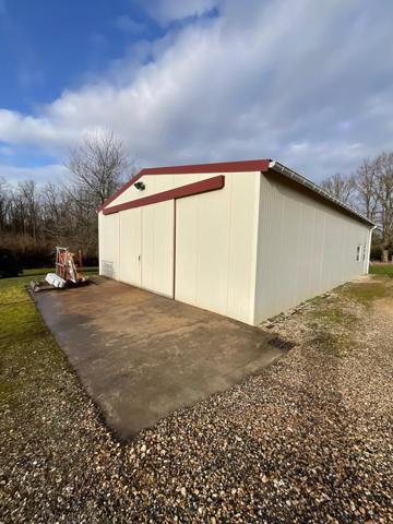 Local commercial avec terrain