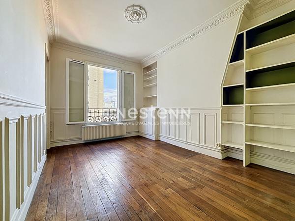 ISSY LES MOULINEAUX - QUARTIER MAIRIE D'ISSY - Appartement traversant 2 pièces charme de l'ancien