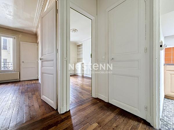 ISSY LES MOULINEAUX - QUARTIER MAIRIE D'ISSY - Appartement traversant 2 pièces charme de l'ancien