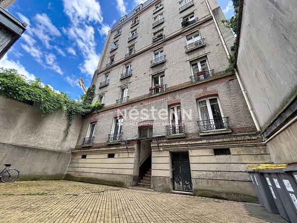ISSY LES MOULINEAUX - QUARTIER MAIRIE D'ISSY - Appartement traversant 2 pièces charme de l'ancien