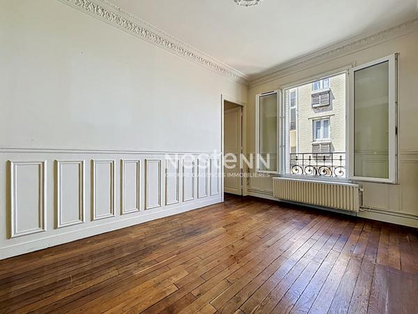 ISSY LES MOULINEAUX - QUARTIER MAIRIE D'ISSY - Appartement traversant 2 pièces charme de l'ancien